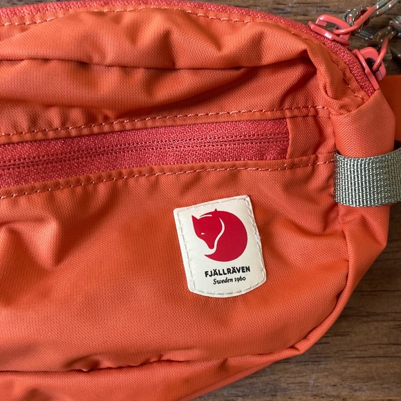 Fjallraven High Coast Hip Pack Travel Hiking Fanny Pack Sunset Orange - Picture 4 of 8